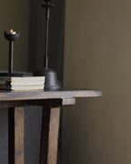 Trapezförmiger Konsolentisch