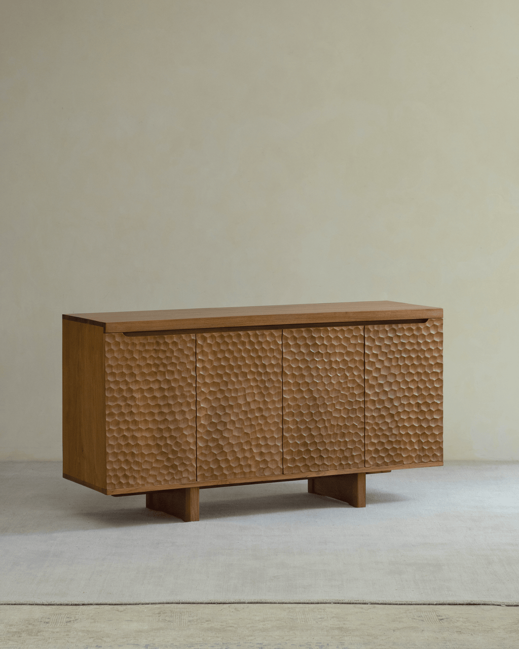 Sideboard Nr. 4 mit Wabenmuster