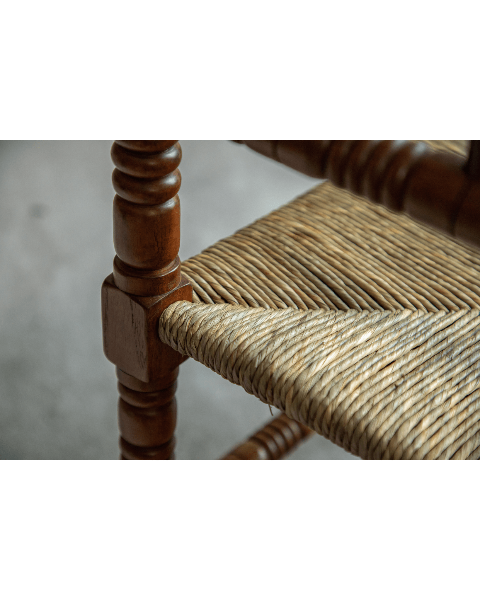 Bobbin Corner Chair