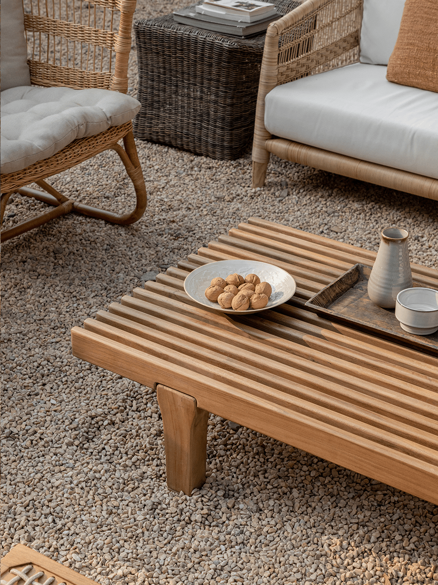 Couchtisch für den Außenbereich