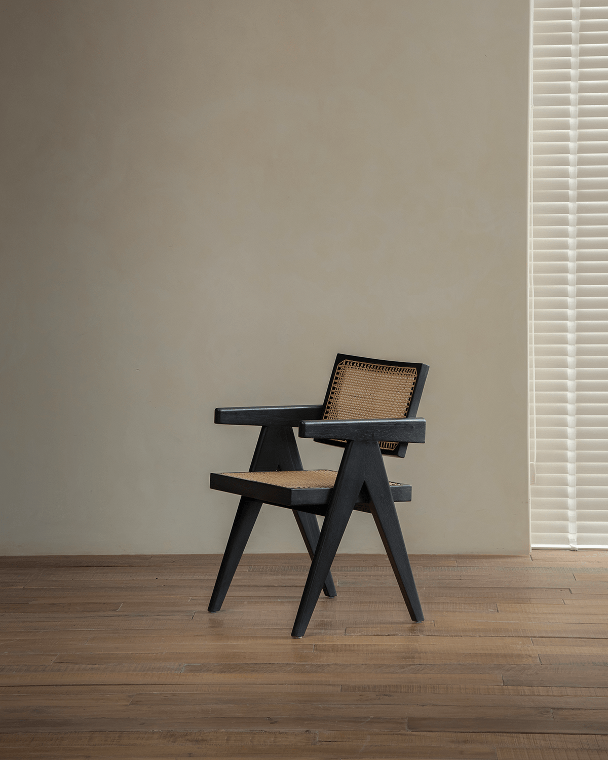 Chandigarh Office Chair Reproduction