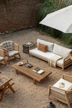 Tagesbett-Couchtisch