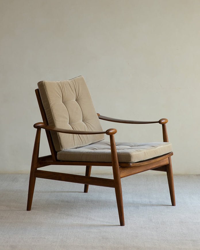 Elise Lounge Chair