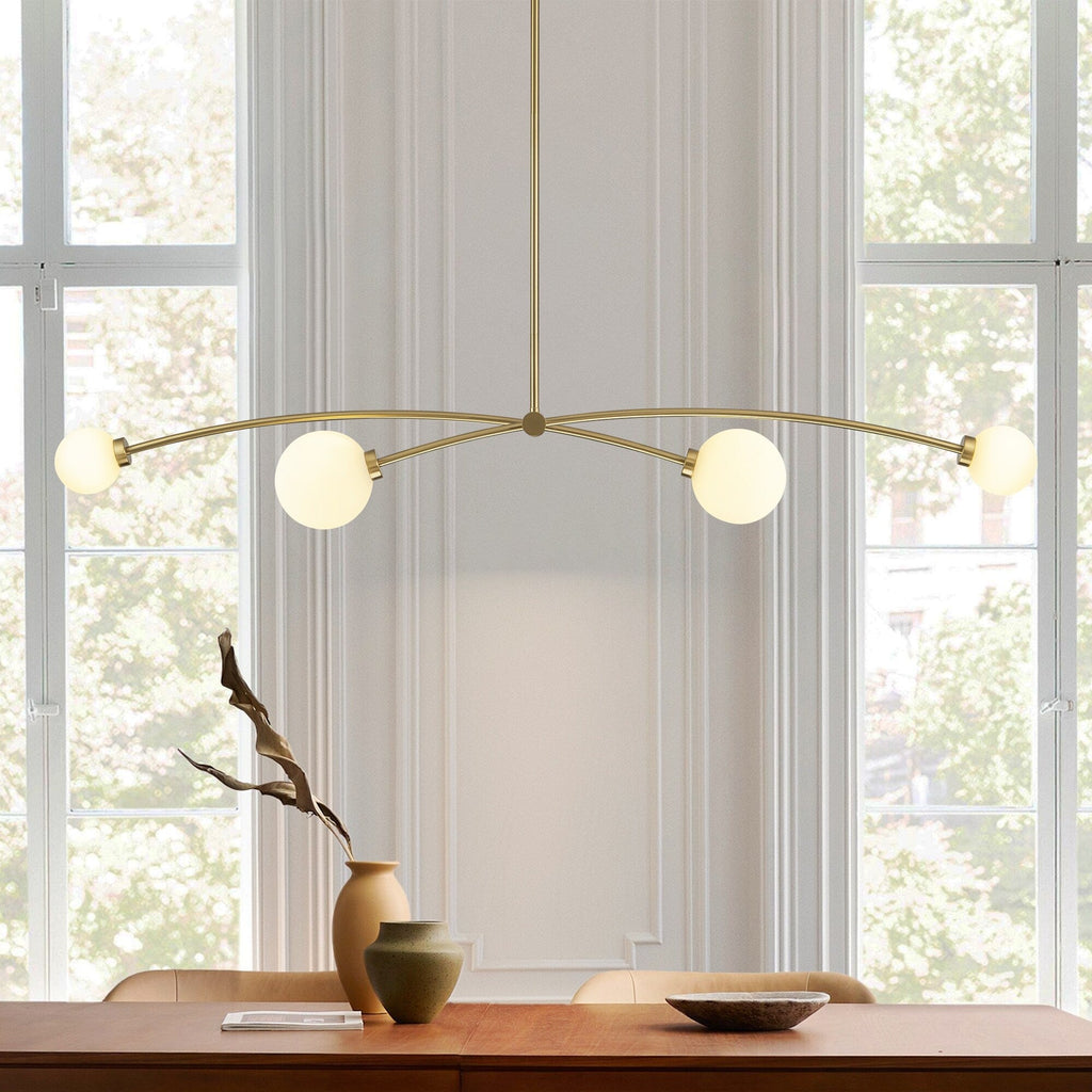Moderne, vierflammige, goldene Sputnik-Pendelleuchte im schlichten, linearen Design – ideal für Kücheninsel oder Esszimmer – 130 cm B x 28 cm T x 15 cm H