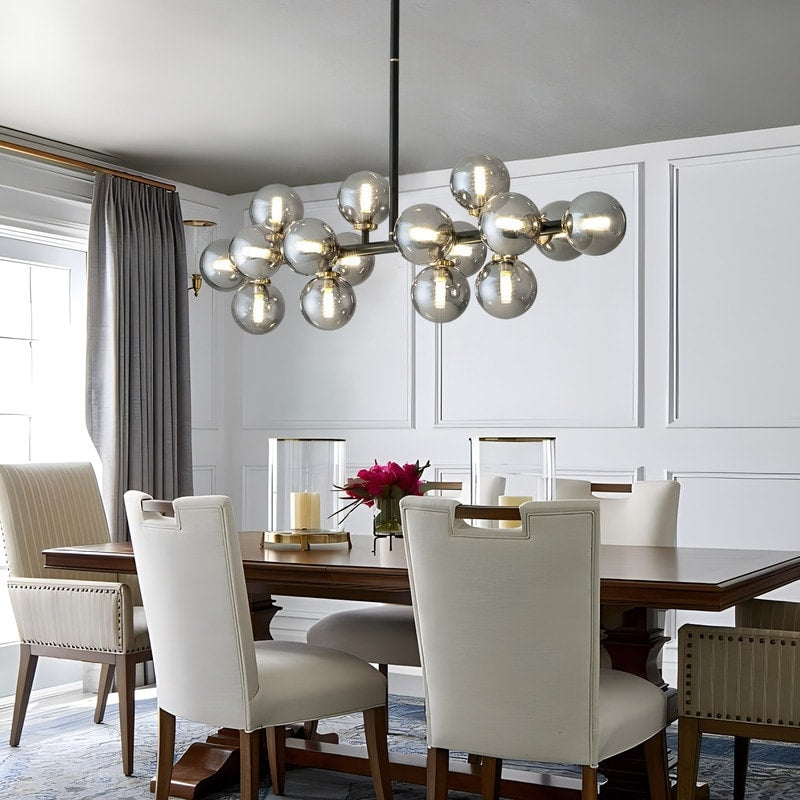 40 Zoll (ca. 102 cm) langer, linearer Kronleuchter im Mid-Century-Modern-Stil mit 16 Leuchten, goldfarbenem Messing, Sputnik-Pendelleuchte mit mattiertem Glaskugel für das Esszimmer