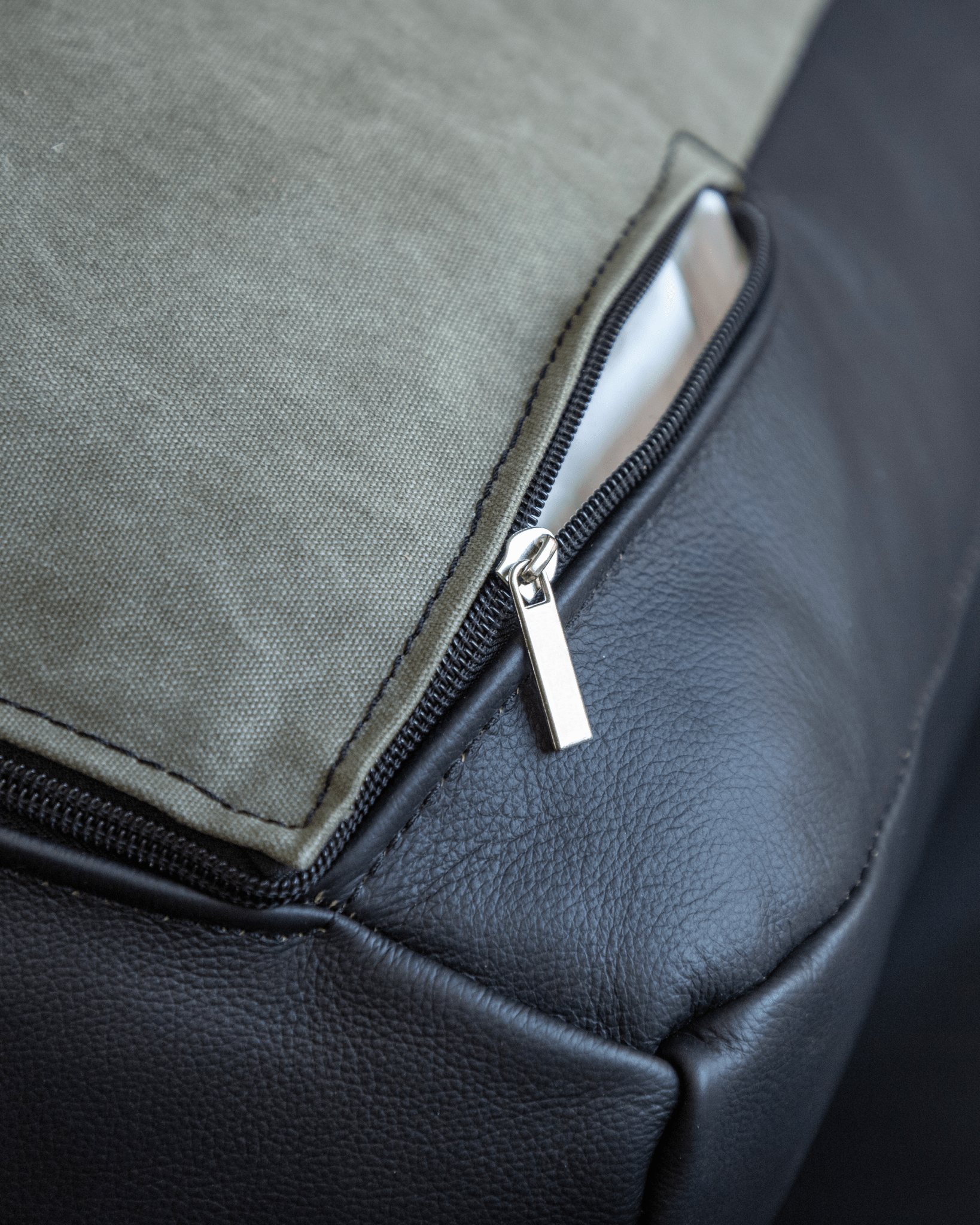 René Leder-Loungesessel