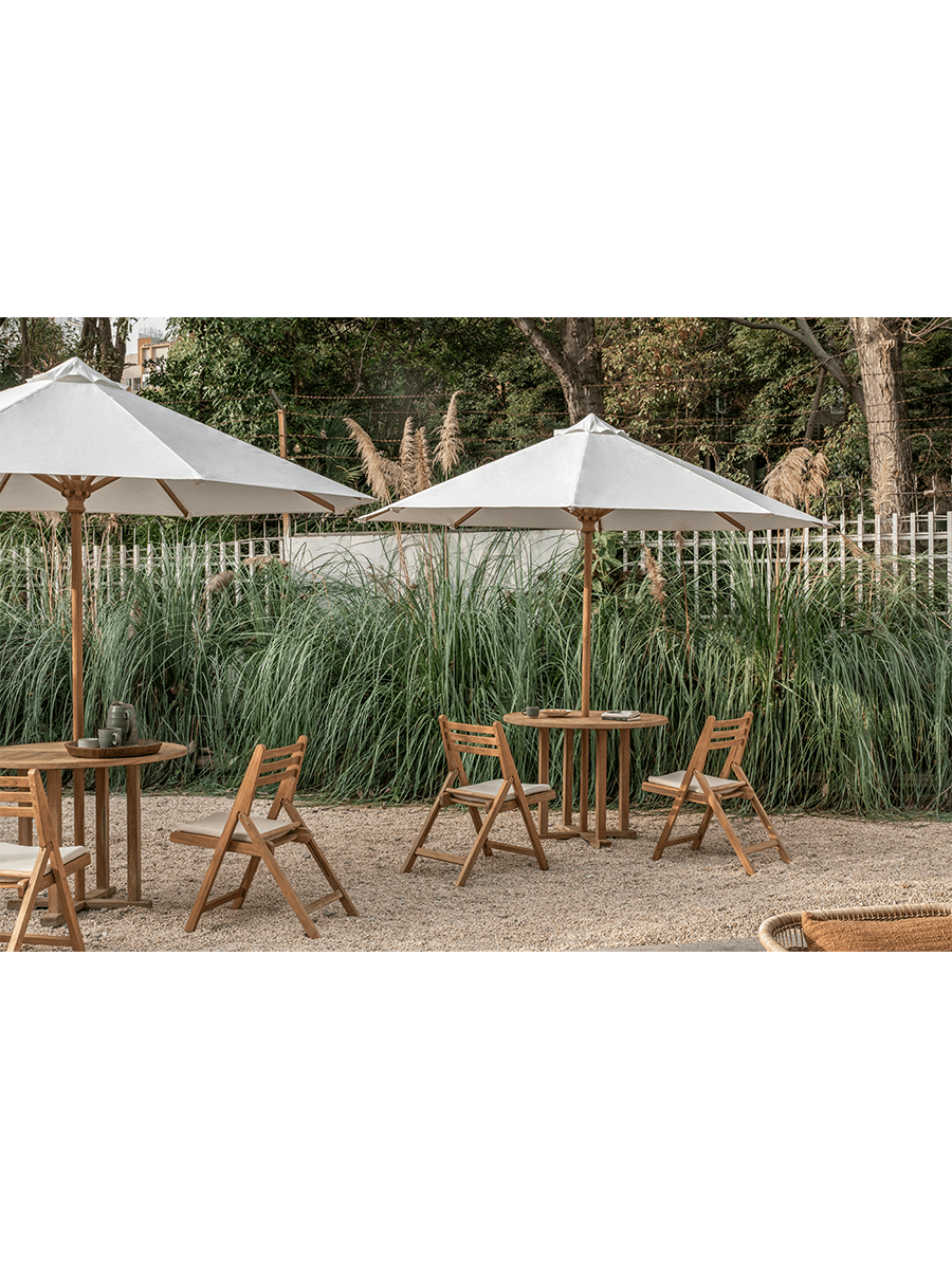 Lambda Outdoor Folding Chair