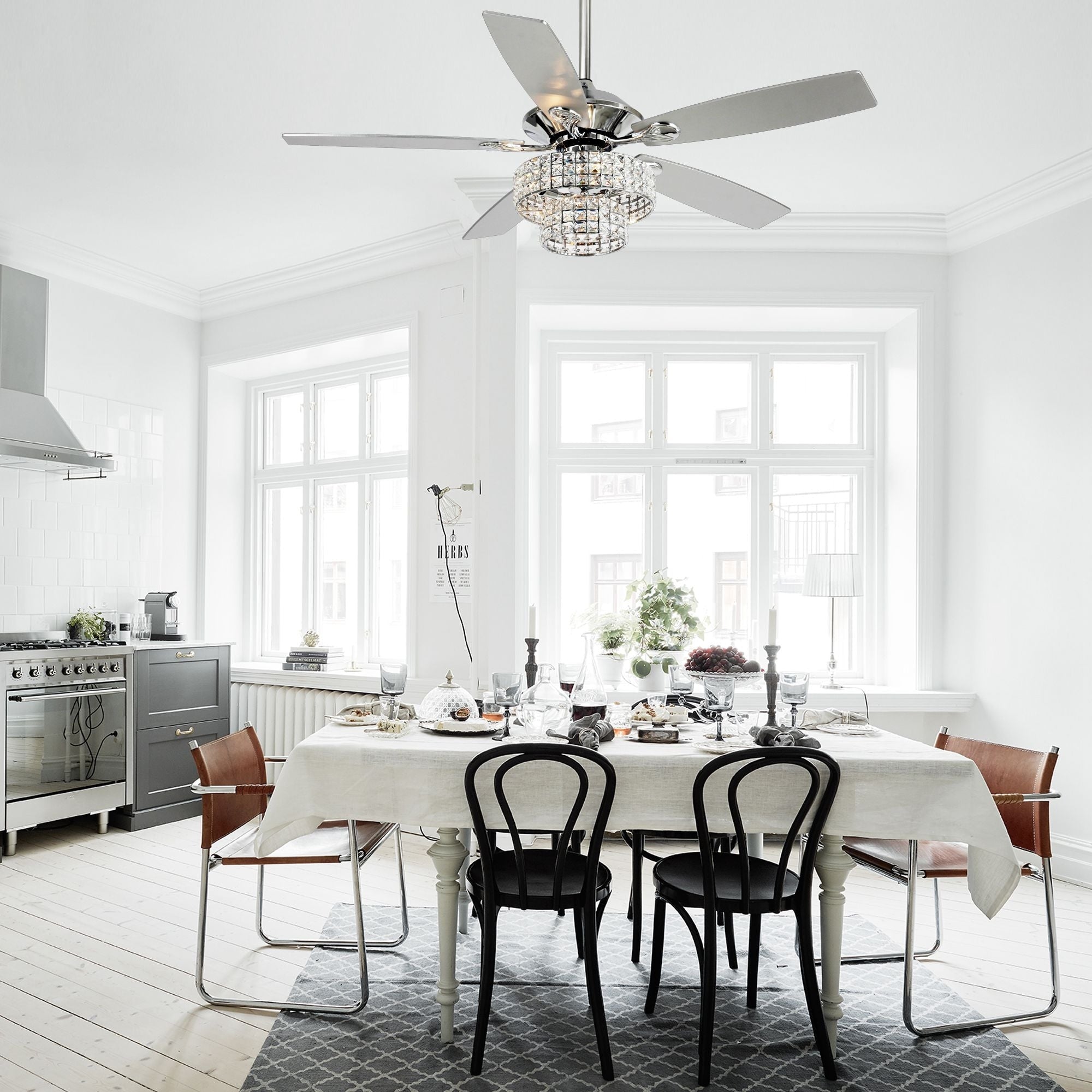 52-Zoll-Deckenventilator mit 5 Flügeln, verchromt, aus Holz, im modernen Kristall-Design und mit Fernbedienung