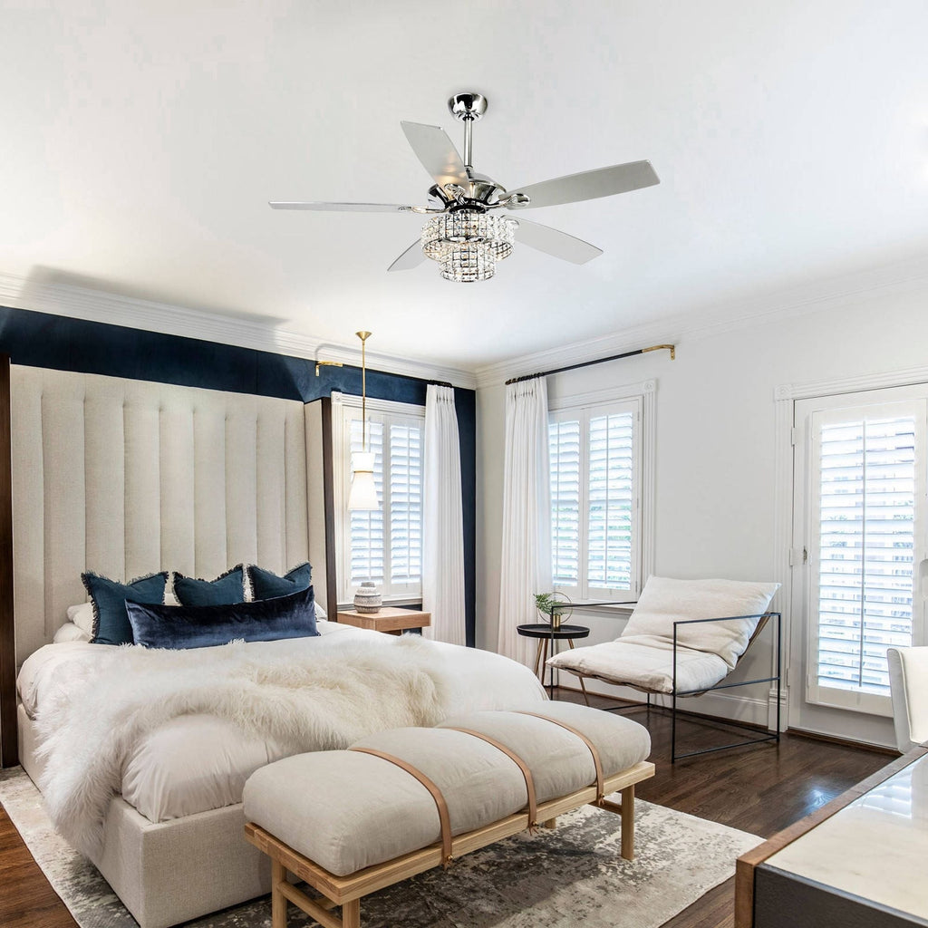 52-Zoll-Deckenventilator mit 5 Flügeln, verchromt, aus Holz, im modernen Kristall-Design und mit Fernbedienung