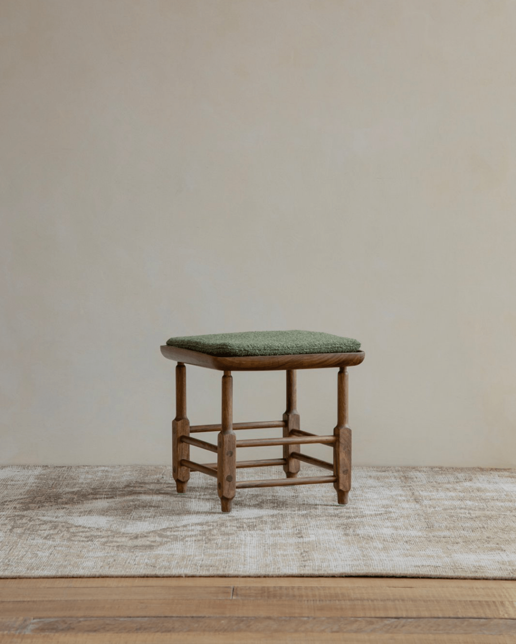 Magrini Stool