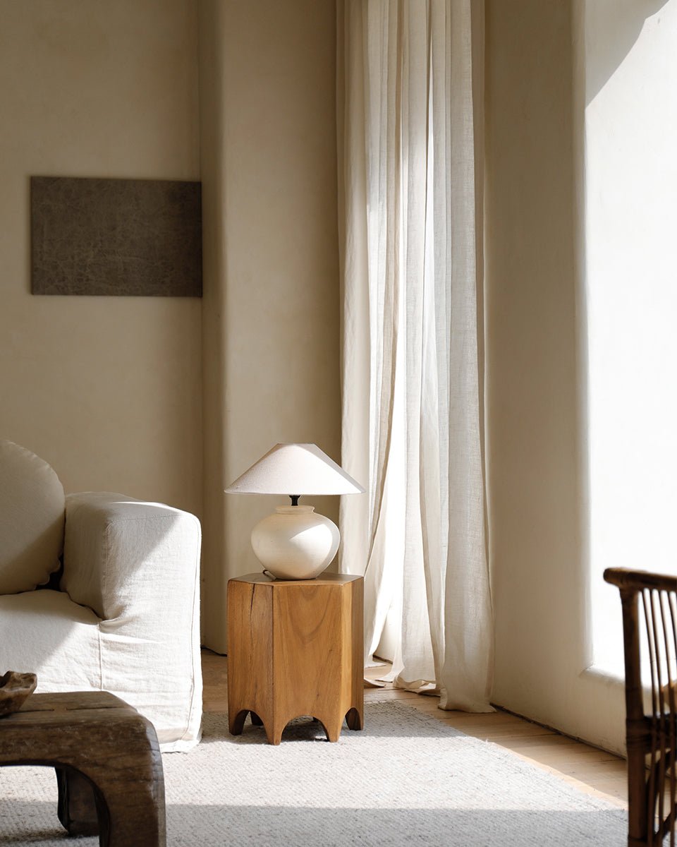 Sechseckiger Beistelltisch