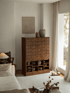 Vintage indonesischer Schrank