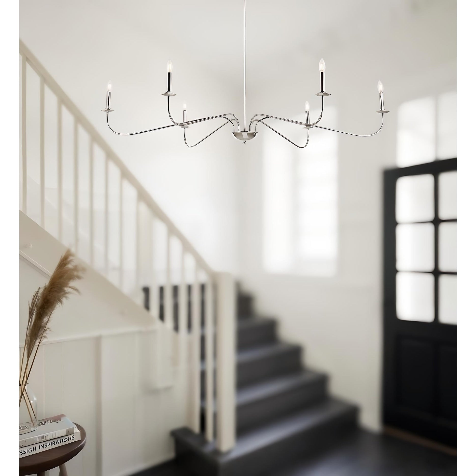 Minimalistischer Kronleuchter mit 6 Leuchten, 162,5 cm (64 Zoll), in Mattschwarz/Gold/Chrom – Nicht verfügbar