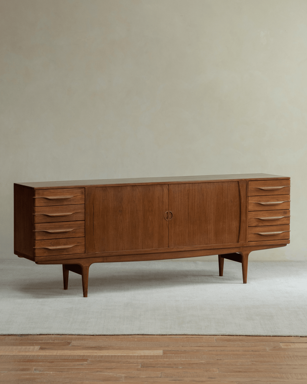 Nr. 424 Sideboard „Venedig“