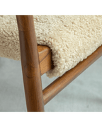 Crescent Shearling Stuhl