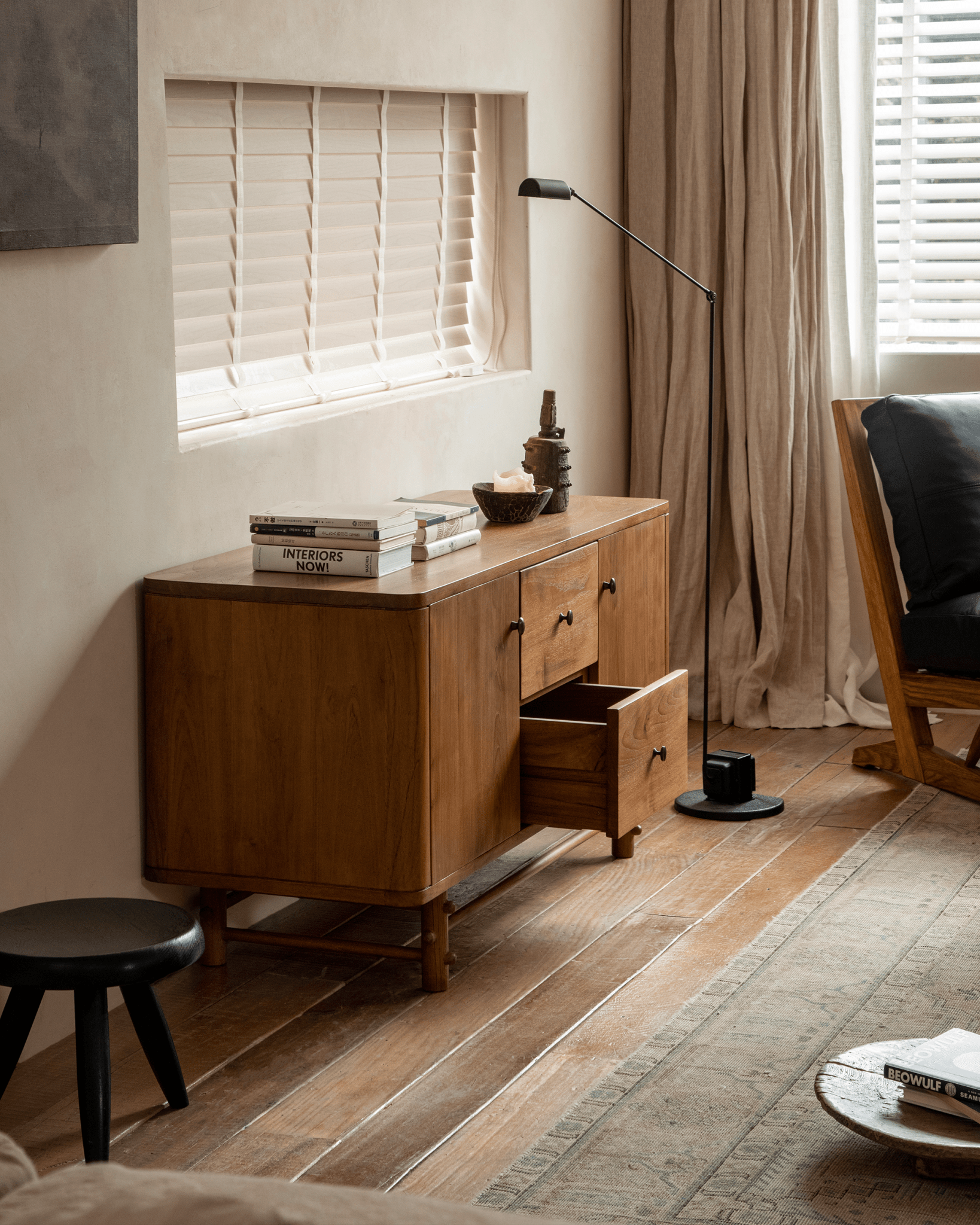 Nr. 121 Teak-Sideboard