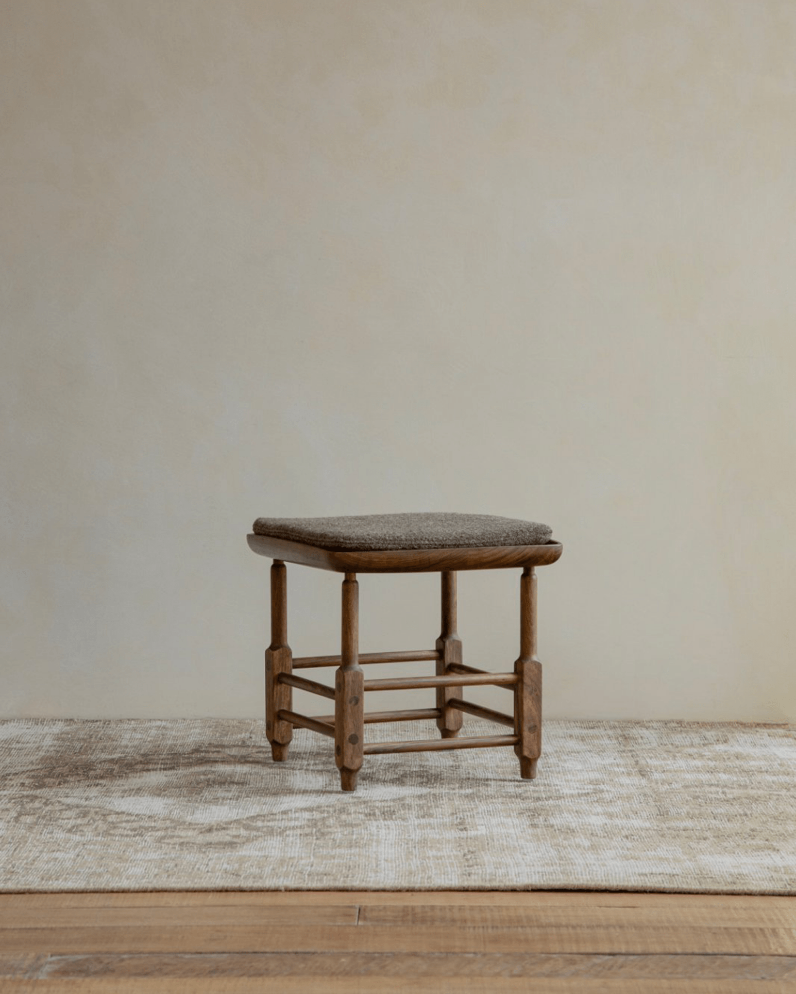 Magrini Stool