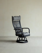 Gakusha Rattan-Drehstuhl