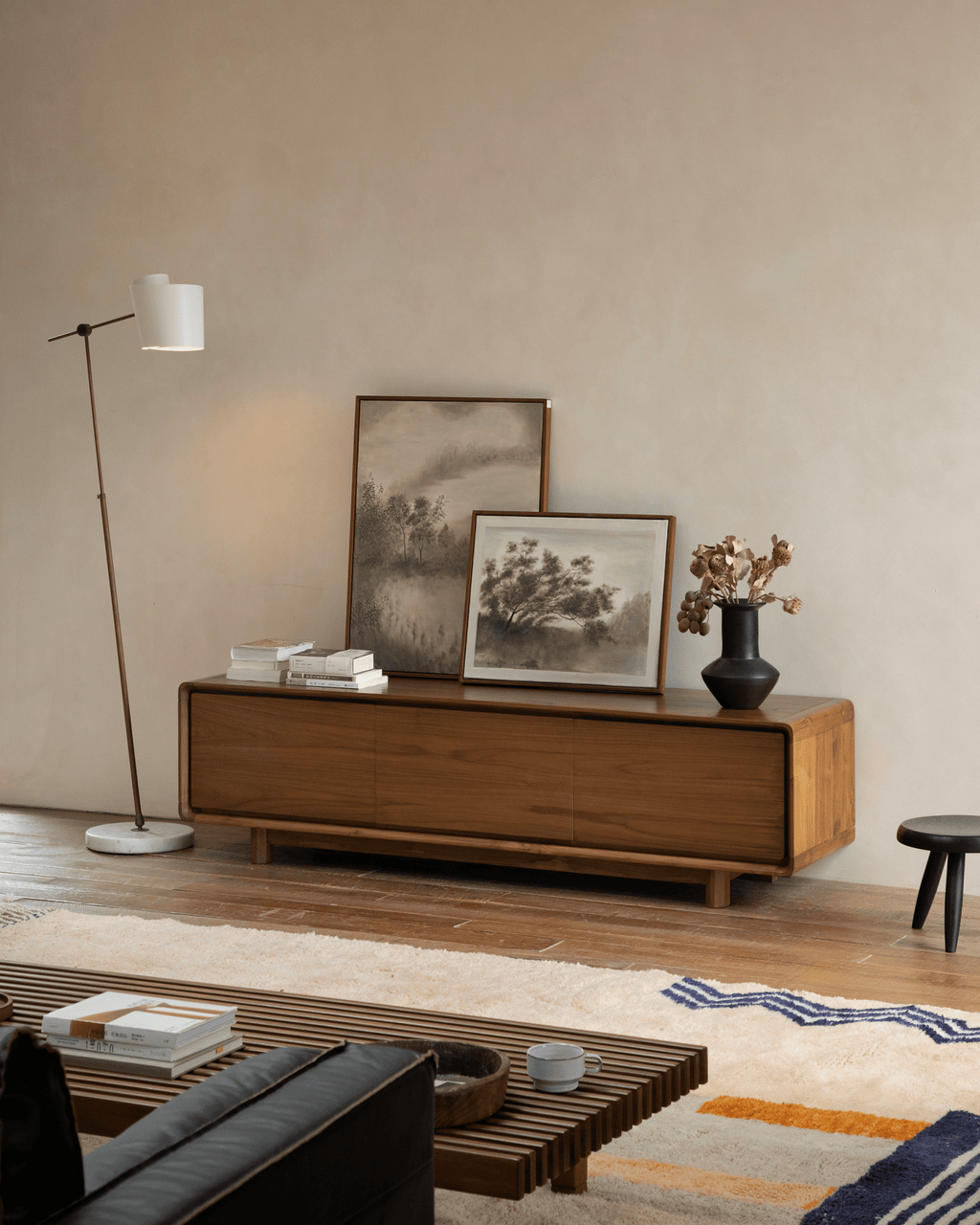 Medienkonsole Nr. 34