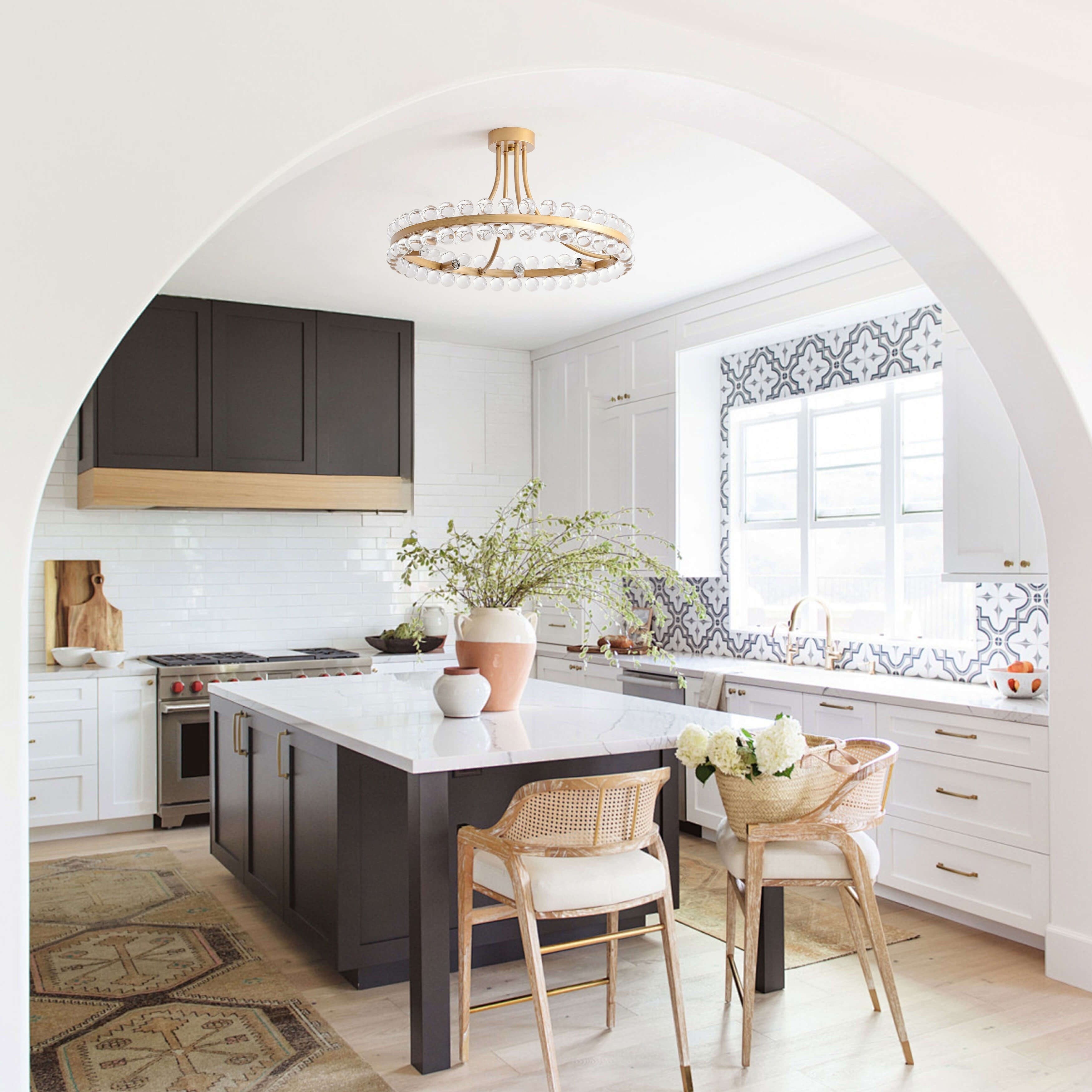 Elvira 8-flammige, halbeinbaufähige Kristallleuchte im Wagenrad-Design