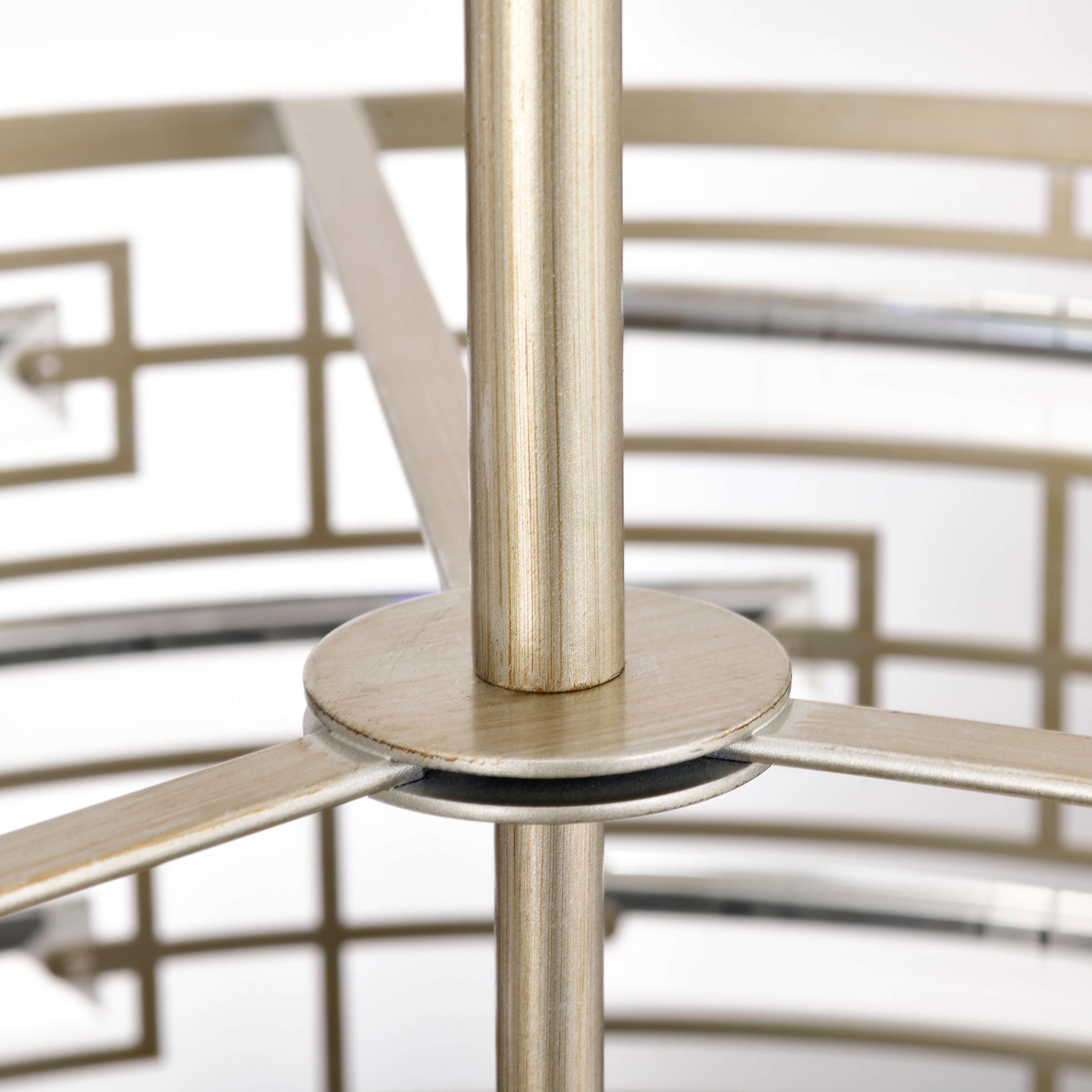 Anita-Kronleuchter mit Trommelschirm und klarem Glasprisma