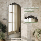 Gewölbter Ganzkörperspiegel mit barockem Blumendekor