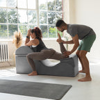 Avana Kami Verwandlungs-Chaiselongue / Yoga- und Massage-Hocker – 2-in-1-Hocker mit ausklappbarem Yoga-Liegestuhl, Mikrofaser-Velours – Nicht verfügbar