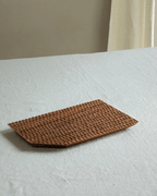 Alle Tabletts aus handgefertigtem Material