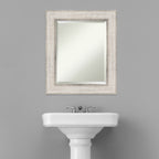 Wandspiegel aus Holz mit Facettenschliff – Rahmen in Silber mit Gittermuster