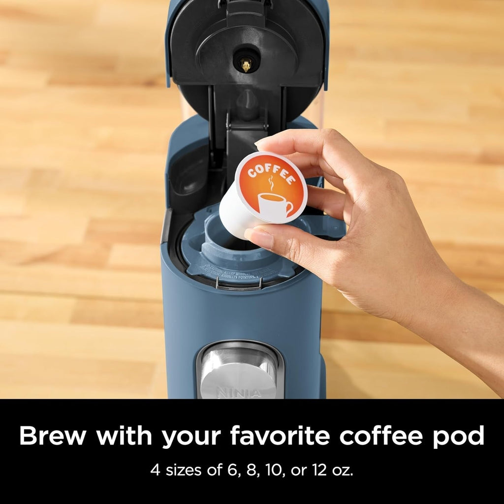 Blaue Kaffeemaschine für Einzelportionen, K-Cup-kompatibel, 1,6-Liter-Wassertank, 177-710 ml Brühgrößen, kompakt