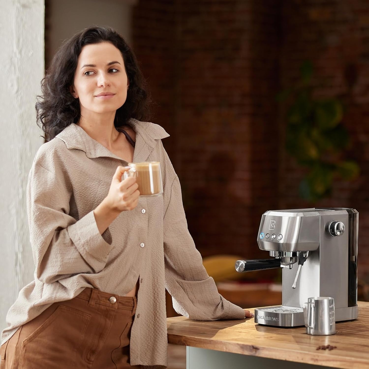 Casabrews 3700E 20-Bar-Profi-Espressomaschine mit Milchaufschäumer - Nicht verfügbar