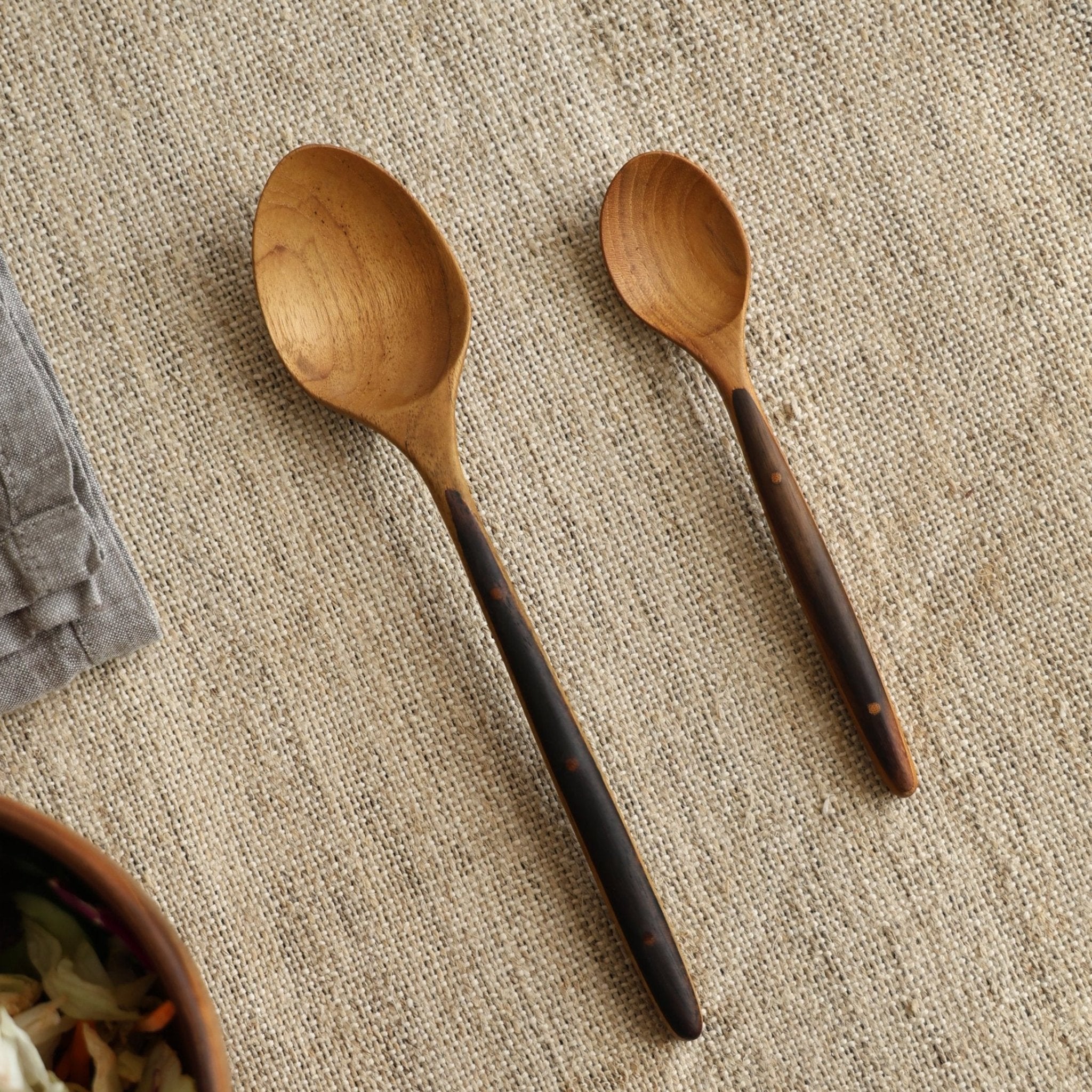 2 Esslöffel mit Griff aus Ebenholz