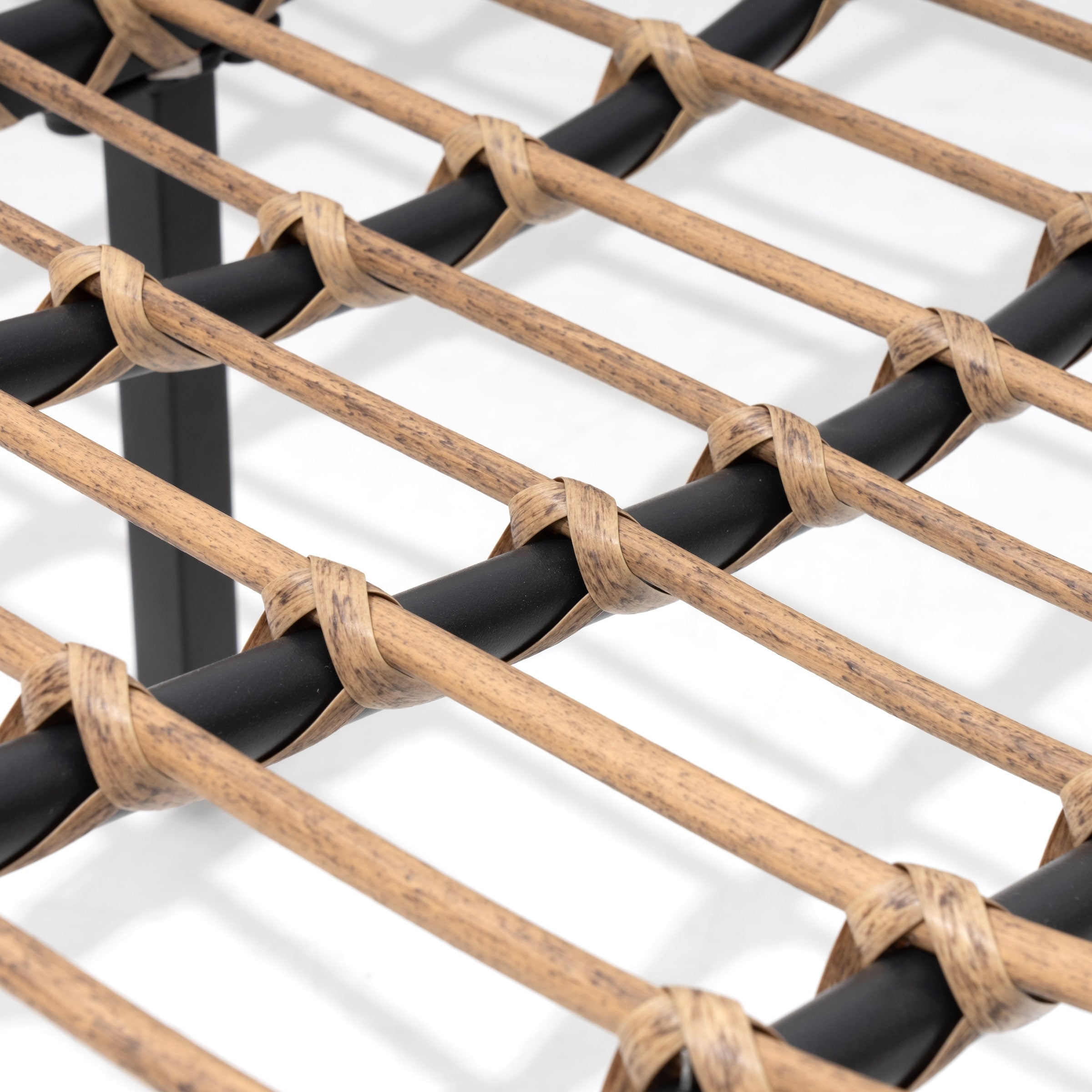 Doppel-Papasan-Sessel mit Kissen, wetterfestem PE-Rattan und Metallrahmen für den Innen- und Außenbereich