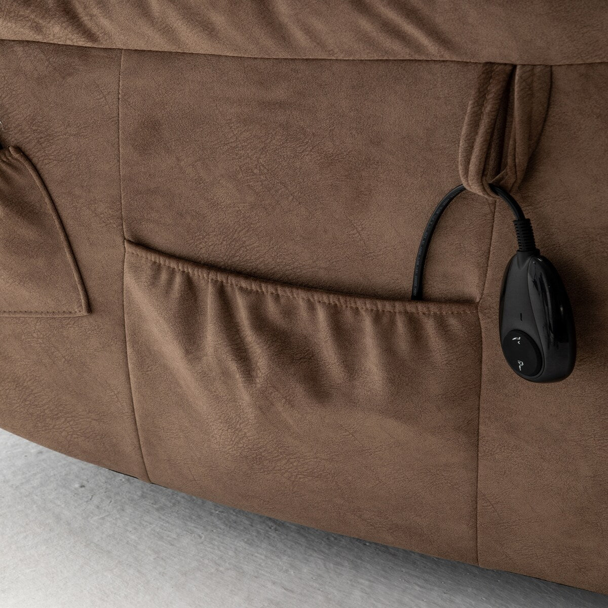 Elektrischer Aufstehsessel mit Massage- und Heizfunktion