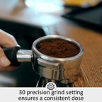 Espressomaschine mit Mahlwerk und 2,8-Liter-Wassertank