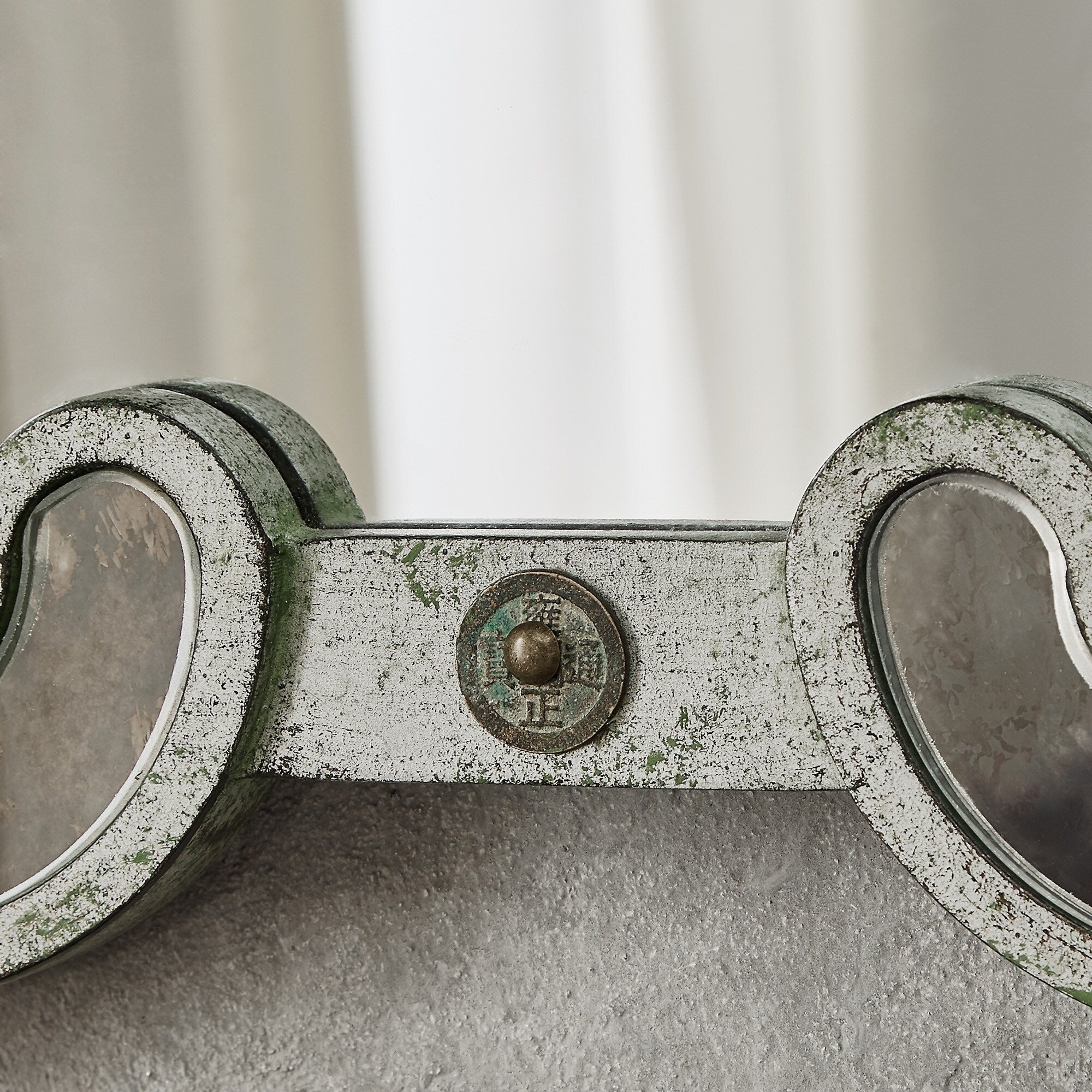 Fantina Wandspiegel mit antikem Silberrahmen von iNSPIRE Q Classic