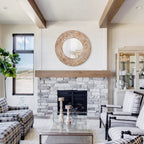 Runder Wandspiegel aus geschnitztem Holz im Landhausstil – 28 x 28