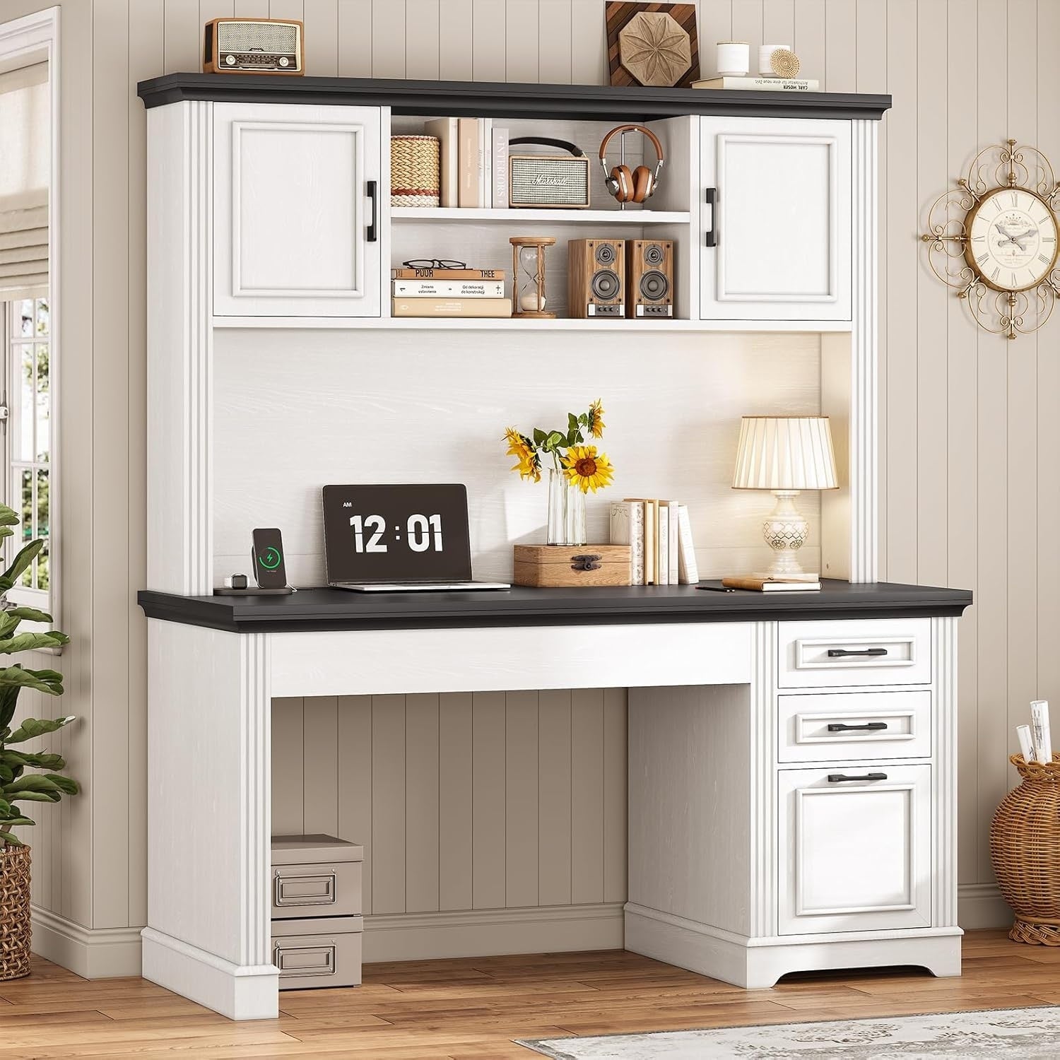 Landhaus-Schreibtisch für das Homeoffice, Aktenschublade, Monitorständer, Steckdose