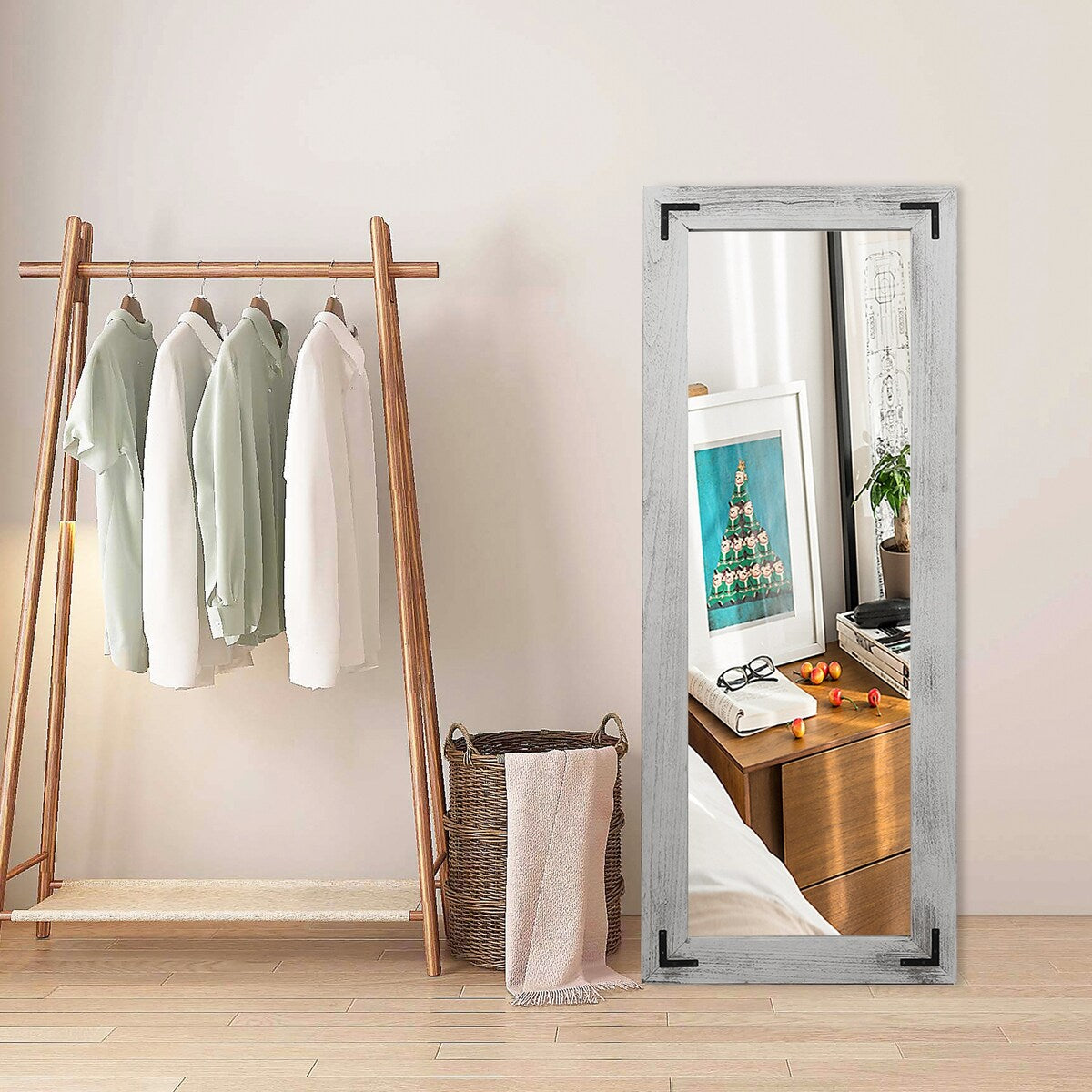 Rustikaler Ganzkörper-Standspiegel im Landhausstil mit Holzrahmen – 65 x 24