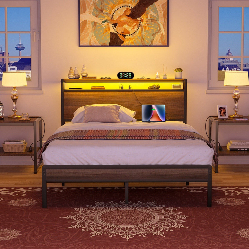 Landhaus-Holzplattformbettgestell mit Ladestation und LED-Beleuchtung