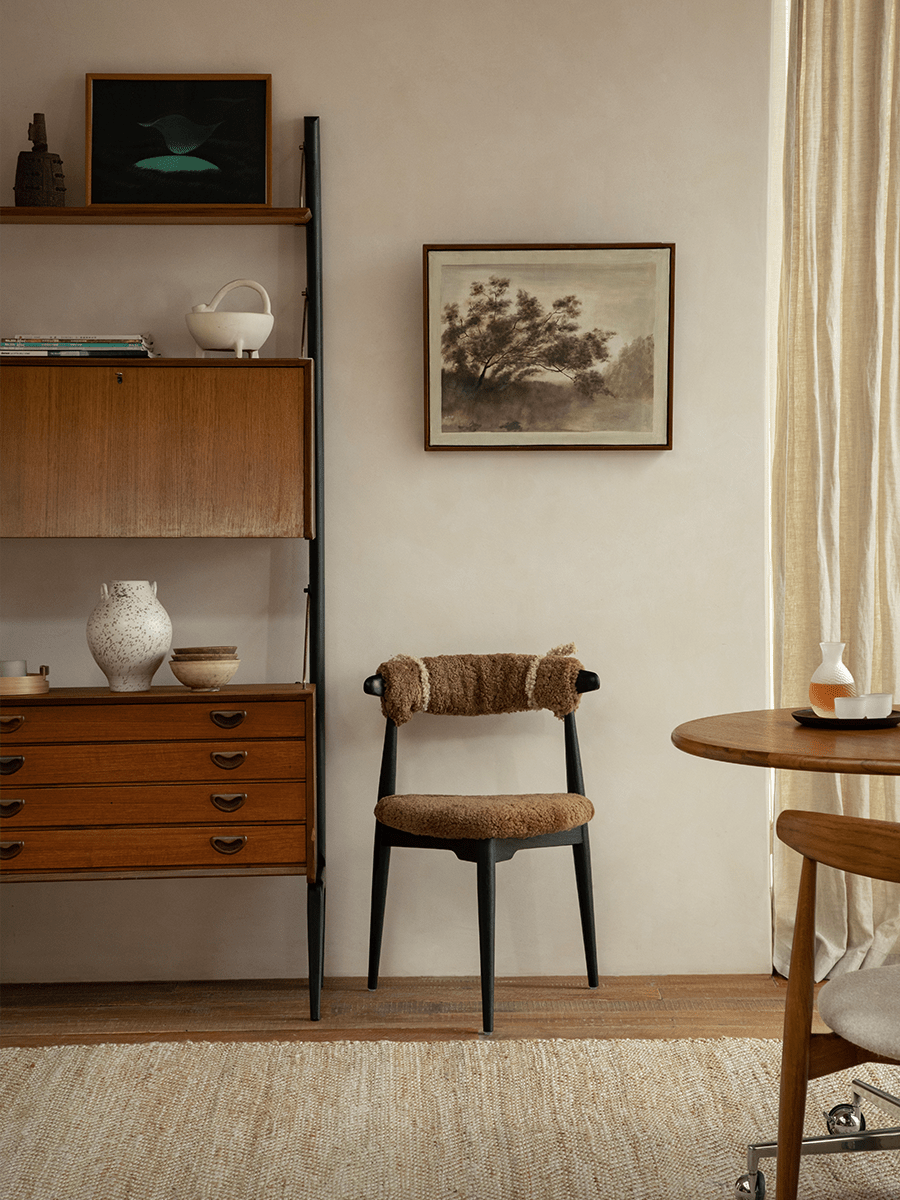 Herzförmiger Esszimmerstuhl