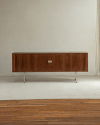 Martin Credenza