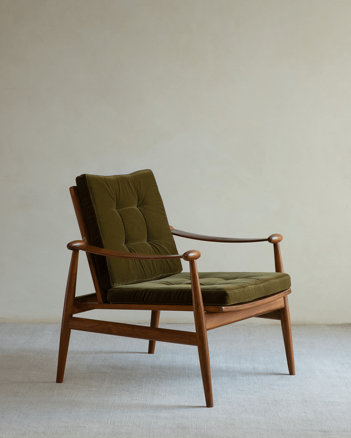 Elise Lounge Chair