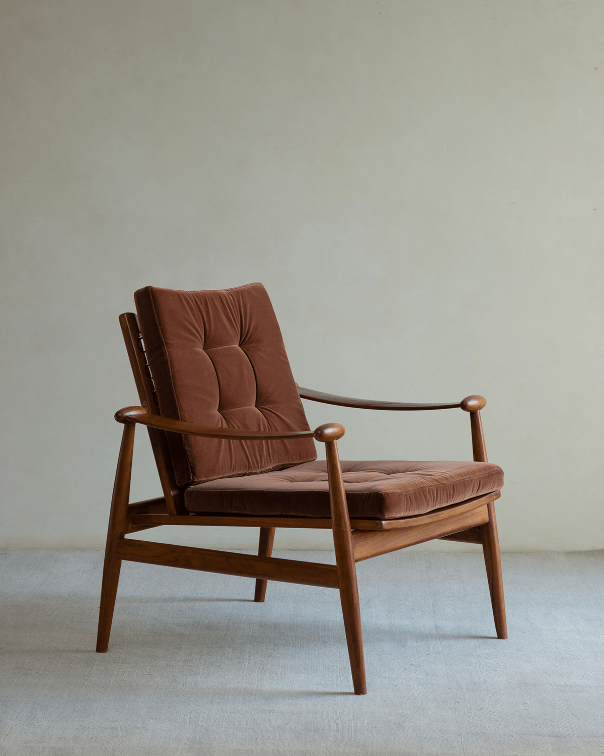 Elise Lounge Chair