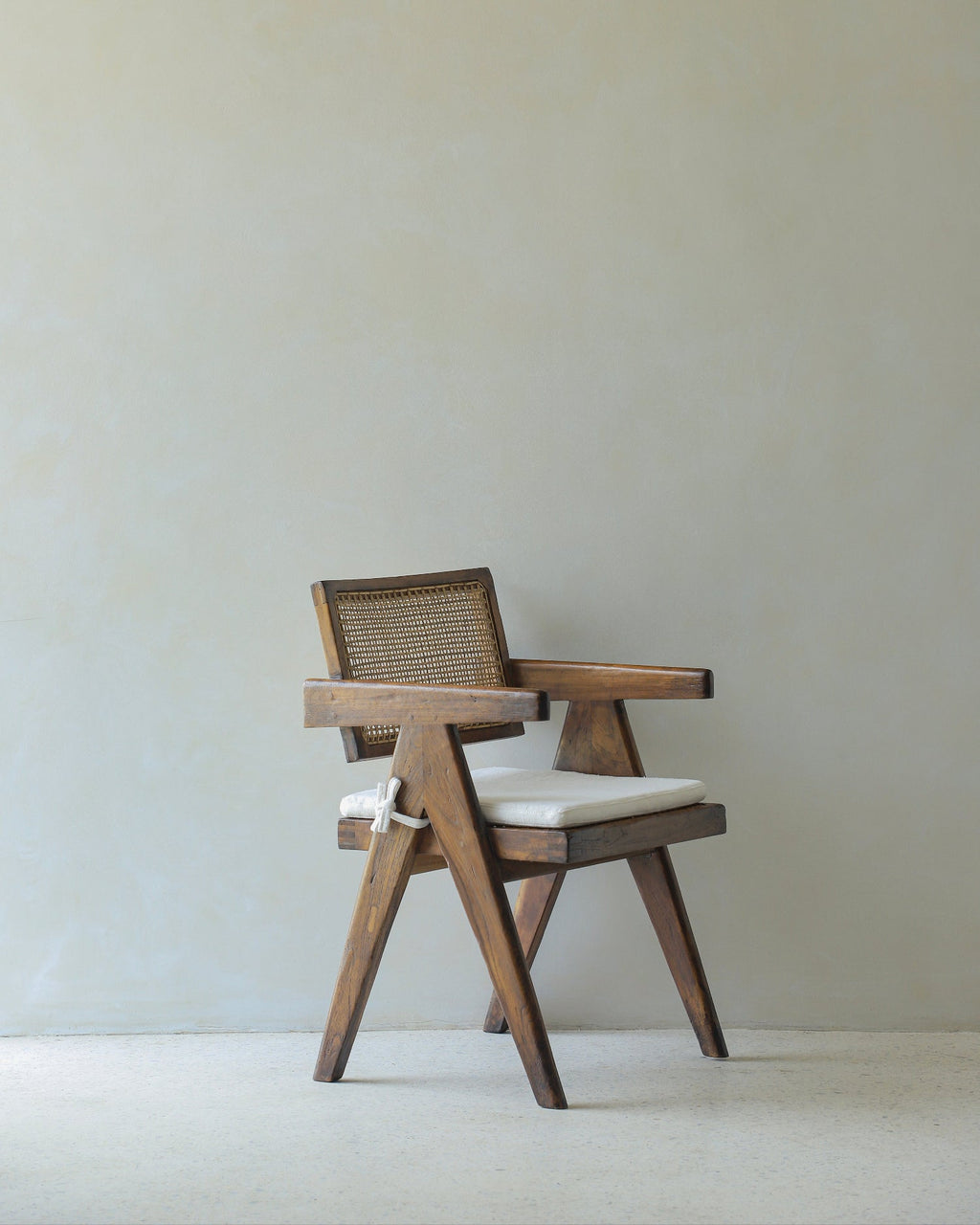 Reproduktion eines Bürostuhls aus Chandigarh