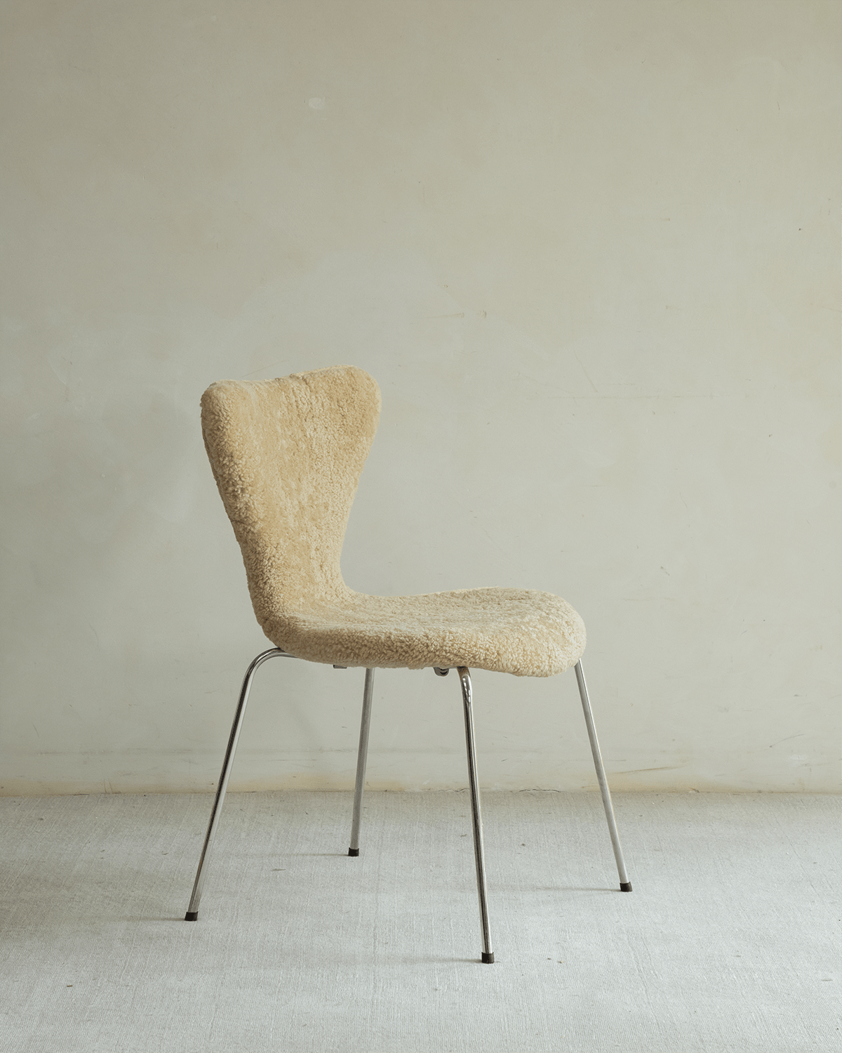 Pietra Shearling Chair