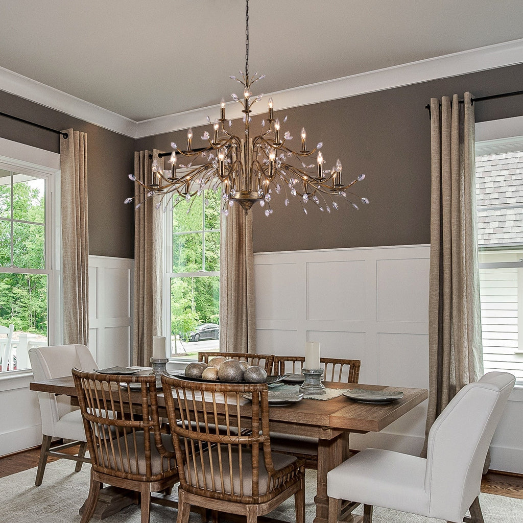 Retro-Bauernhaus-Kronleuchter im Kerzenstil mit Astmotiv und Kristallanhänger