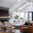 Retro-Bauernhaus-Kronleuchter im Kerzenstil mit Astmotiv und Kristallanhänger