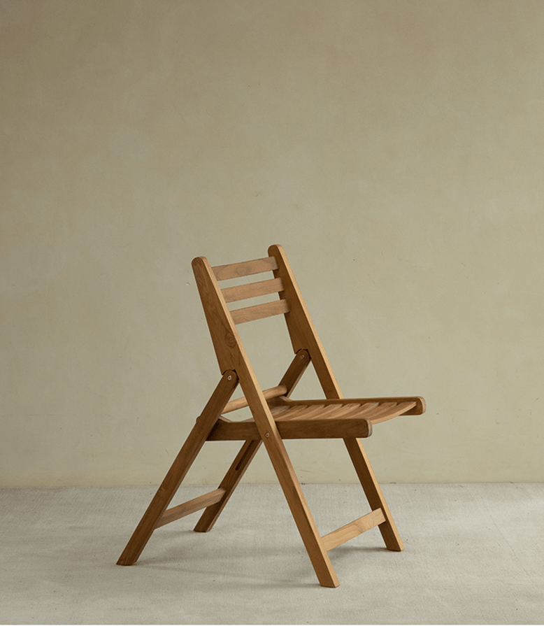 Lambda Outdoor Folding Chair