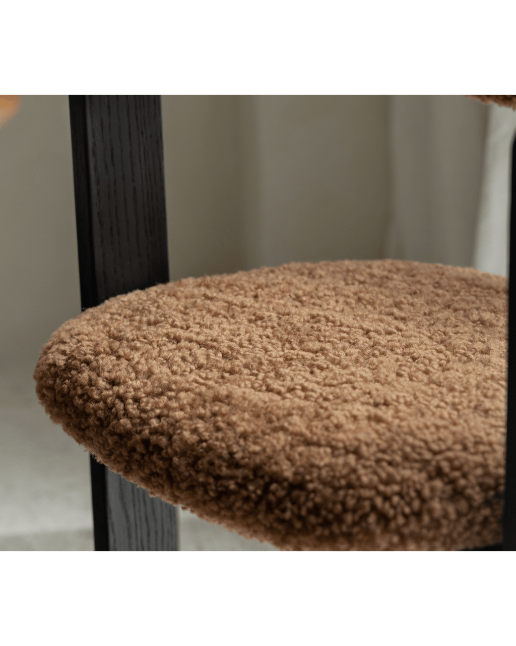Pamplona Shearling Chair